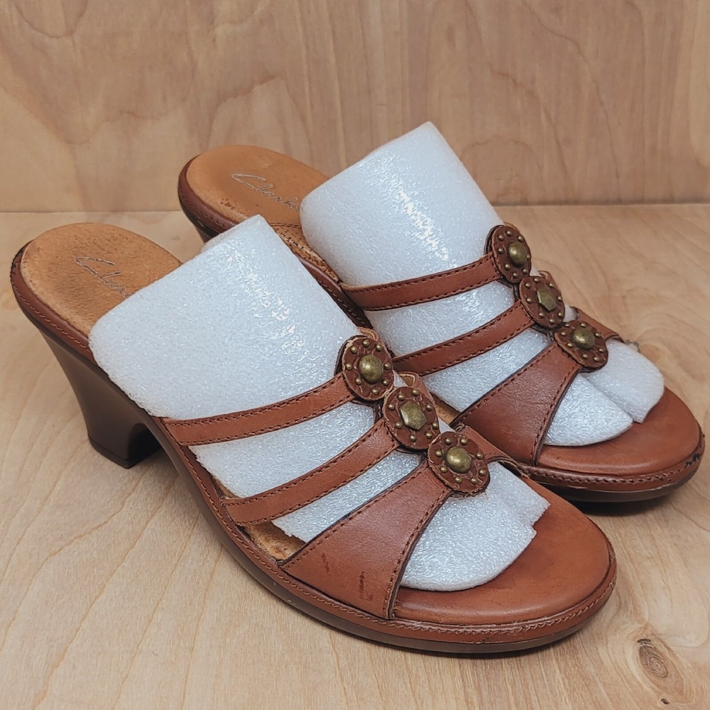 Clarks Womens Sandals 7 M Brown Leather Slide Strappy Heels Slip On Shoes 89044